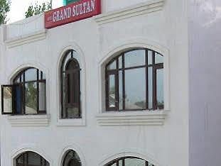 מלון Srīnagar Grand Sultan מראה חיצוני תמונה